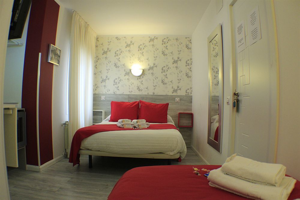 Hostal Madrid Sol Екстер'єр фото